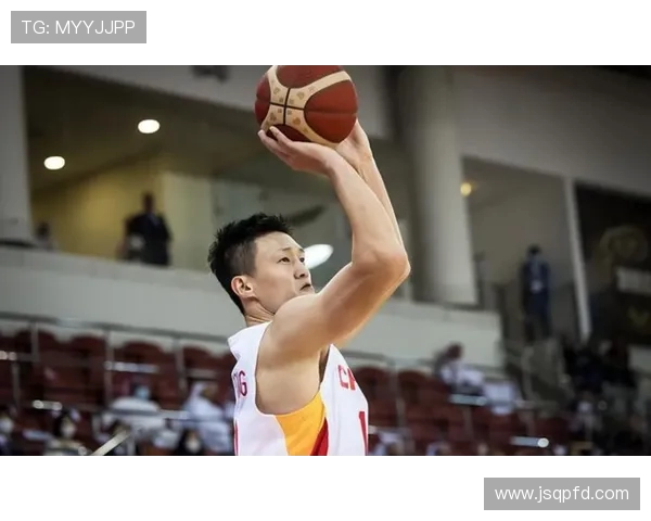 周鹏：从篮球场上的传奇到生活中的坚韧榜样，见证奋斗与荣耀的岁月